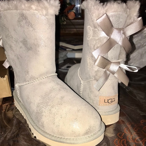 size 5 women’s ugg